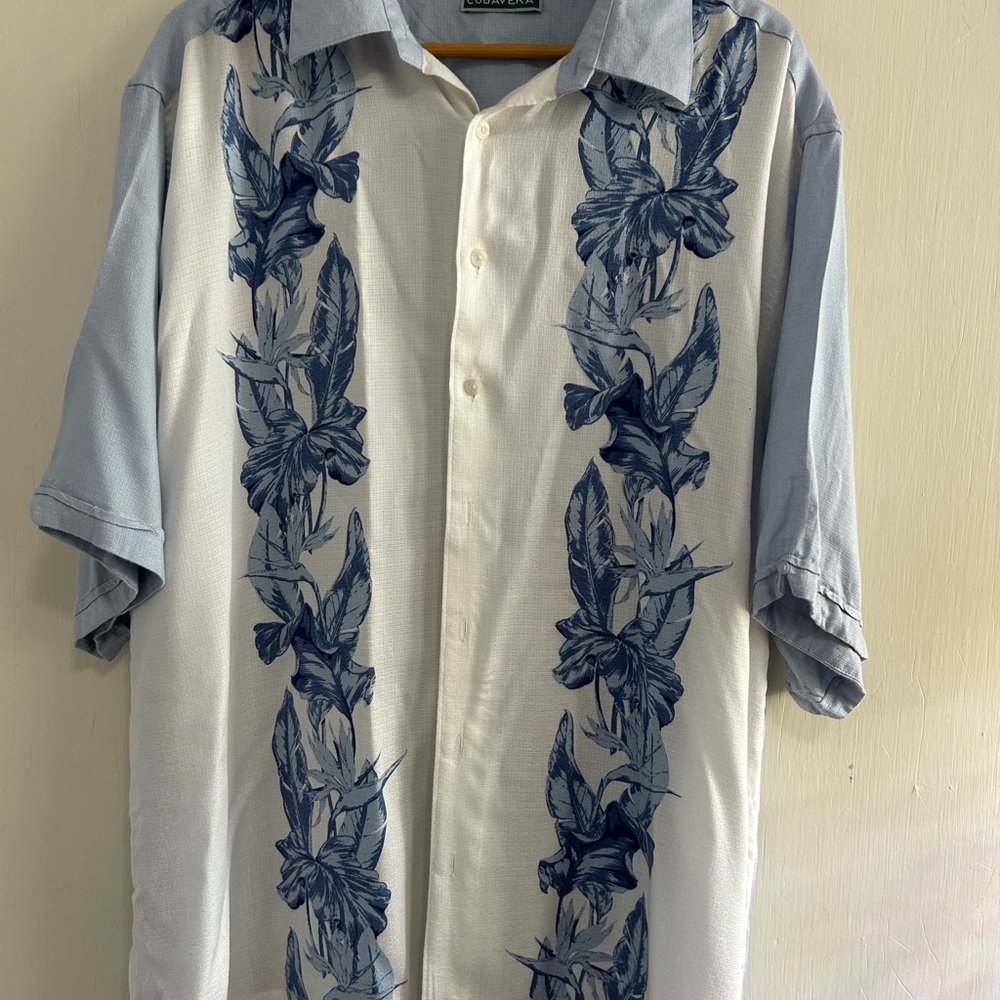 Cubavera Blue and White Casual Floral Button Down Shirt